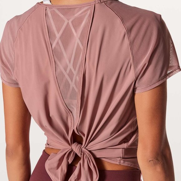 LULULEMON Mix & Mesh Short Sleeve Tie Tee All Tied Up Mesh Flow Black Like New - Picture 1 of 13